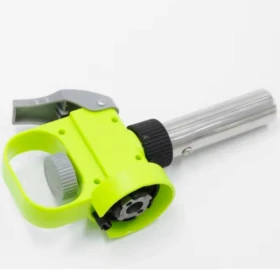 Ignite the welding gas