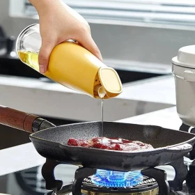 Automatic opening bottle